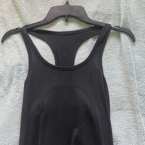 Lululemon swiftly tech tanktop